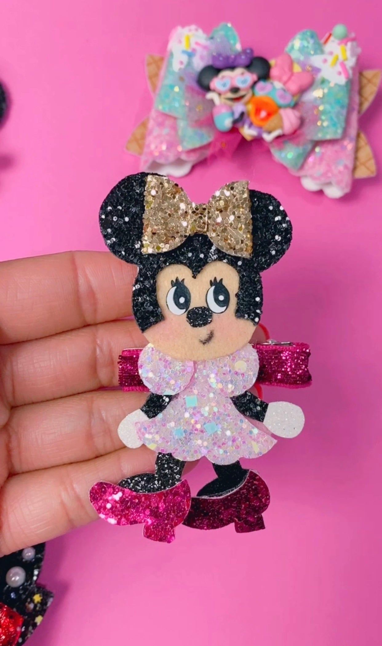 Minnie- Glitter Clip