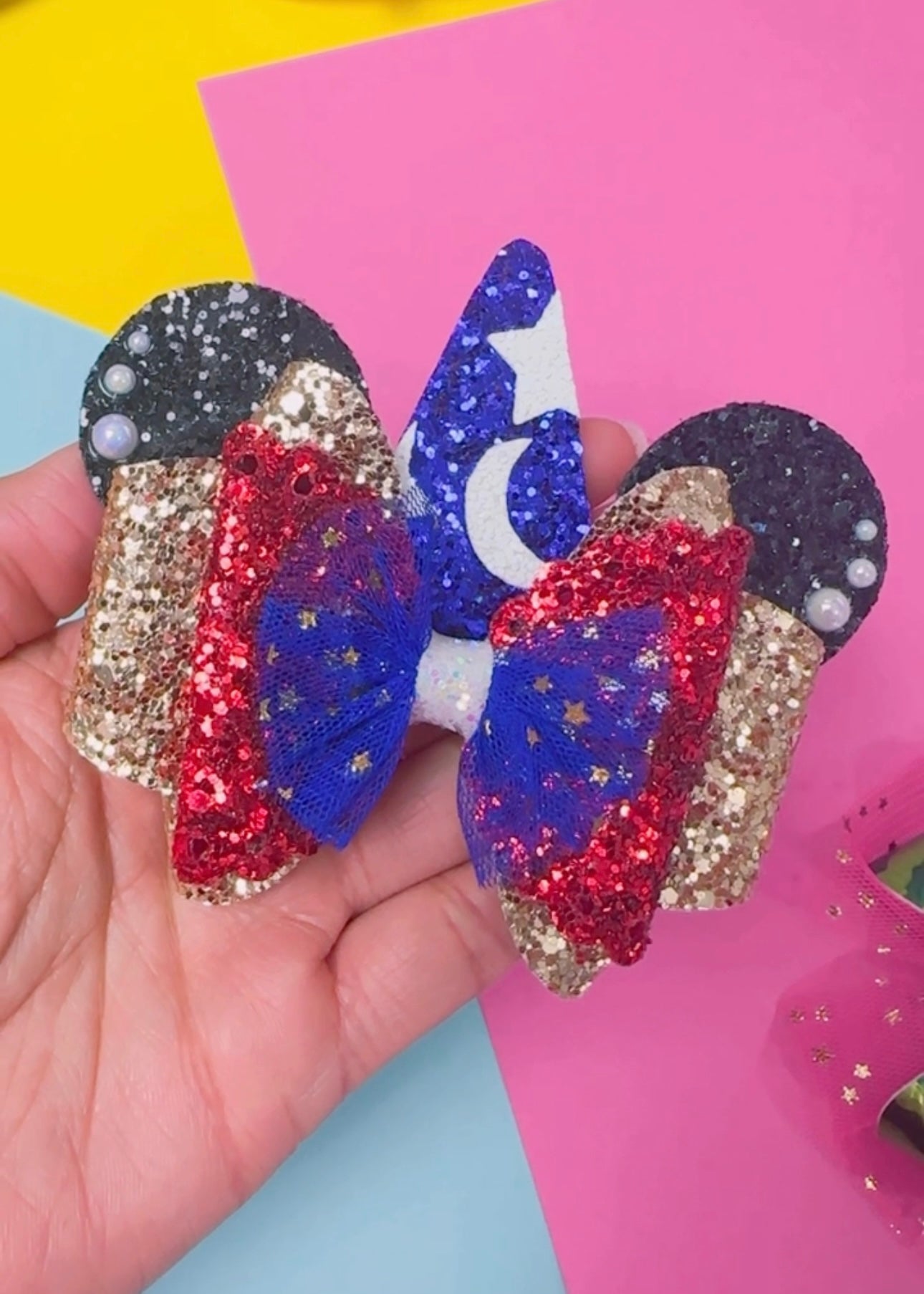 Fantasia, Glitter Bow, (3 inches)