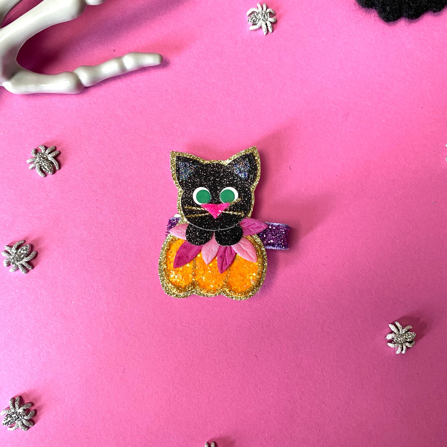 BLACK CAT, glitter hair clip, (You Choose Hardware)