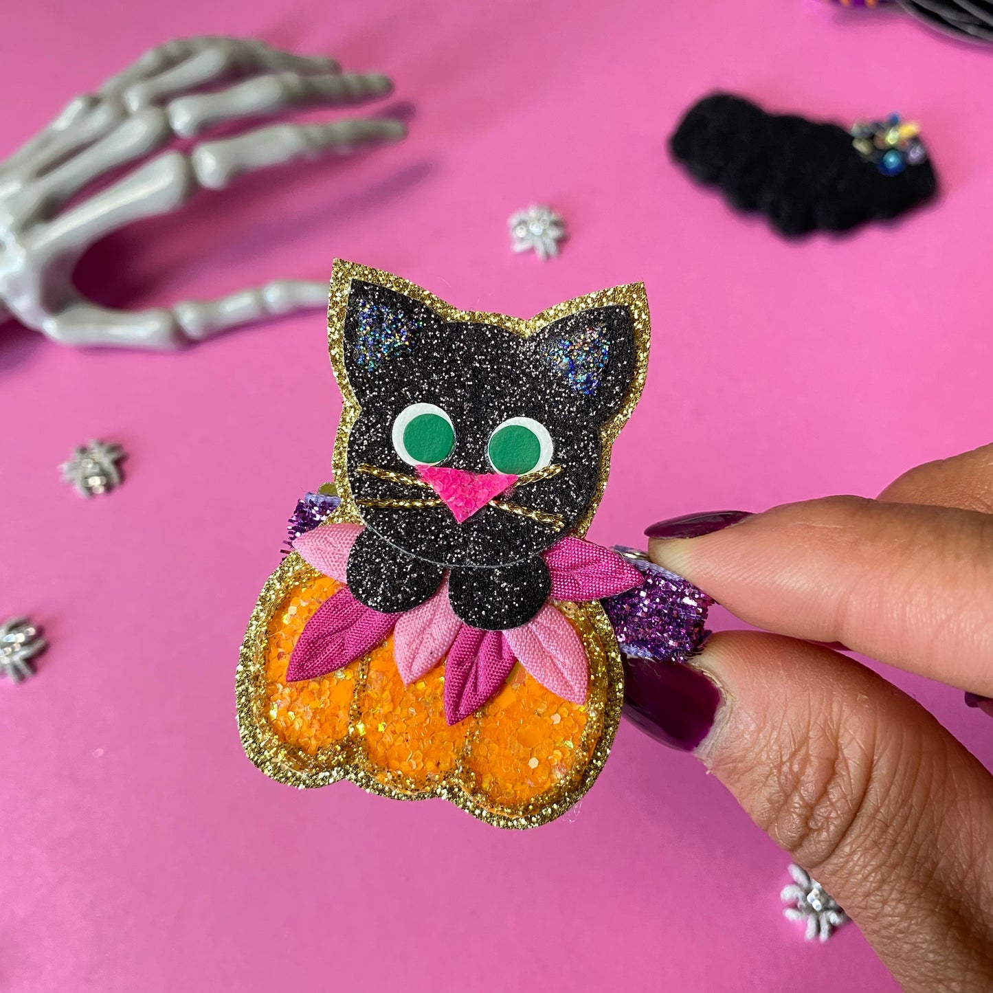 BLACK CAT, glitter hair clip, (You Choose Hardware)