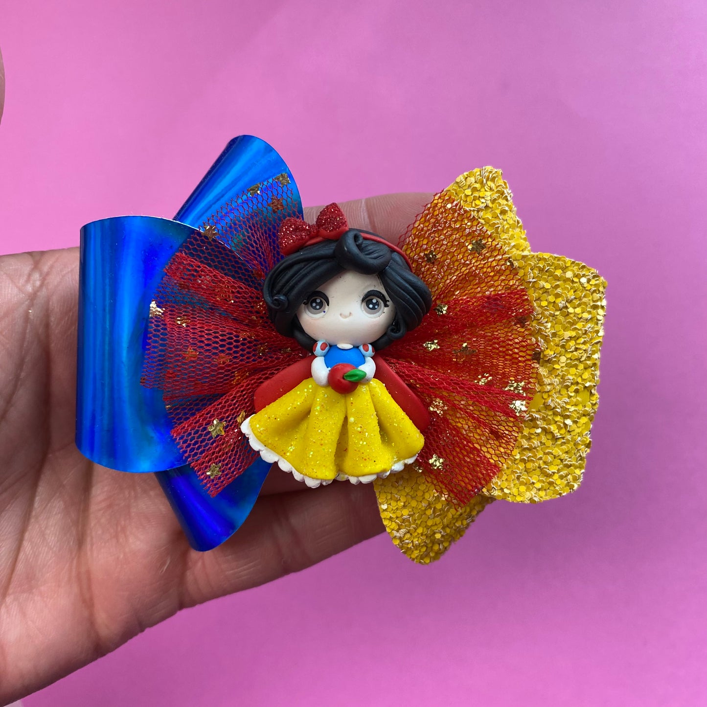 Snow White, clay bow, (3 inches)