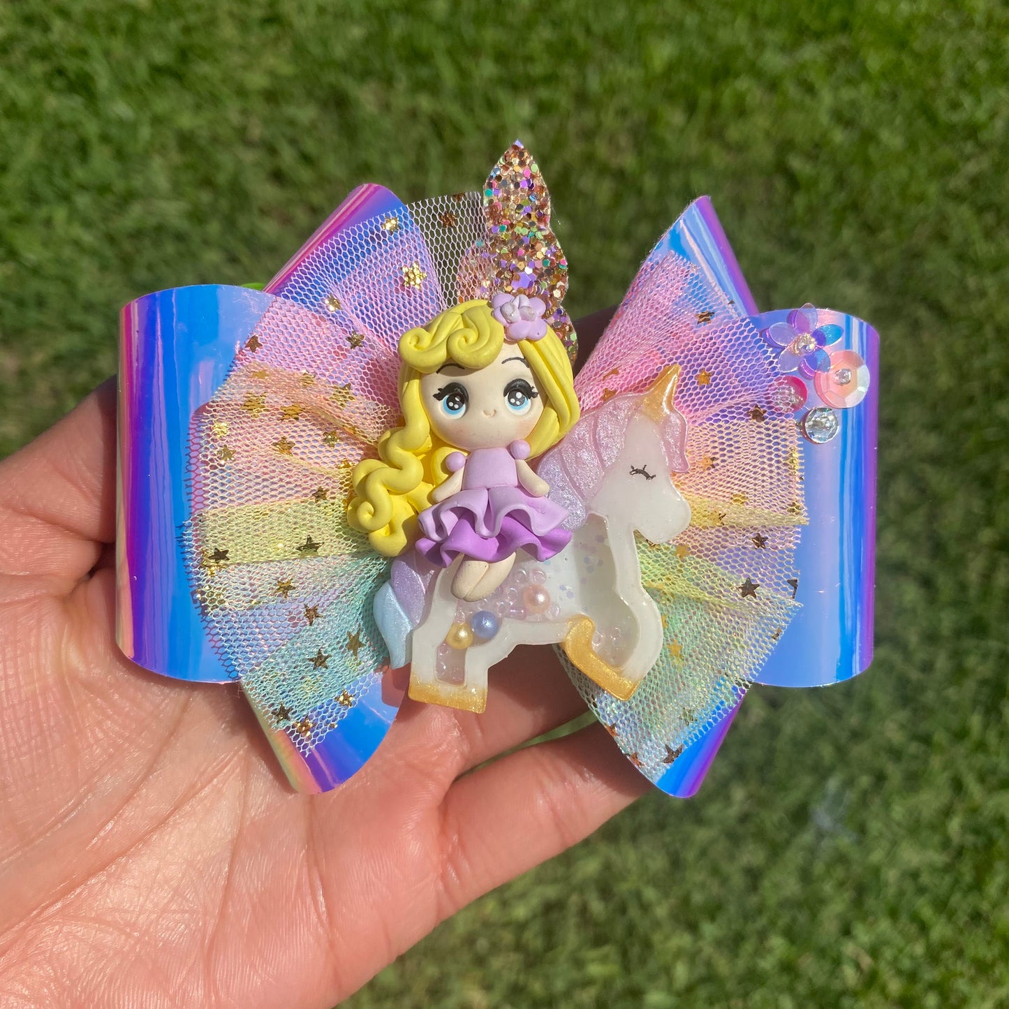 Unicorn Girls, CHOOSE ONE, Clay Bow, (4.5 inches)