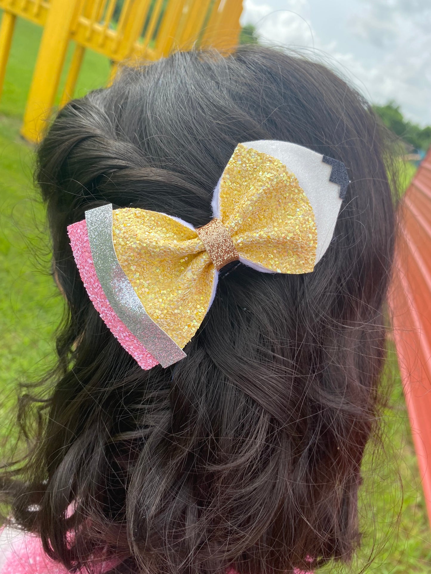 Pencil glitter hair bow