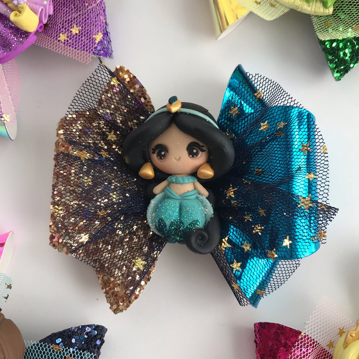 Jasmine, clay bow 3 inch